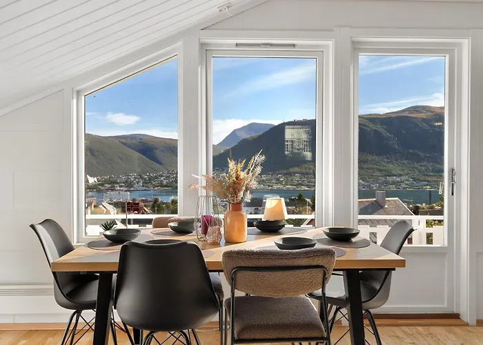 Terrace - Floor With Amazing Views *