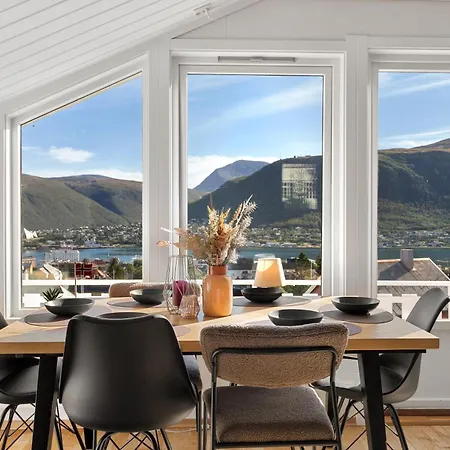 Terrace - Floor With Amazing Views *